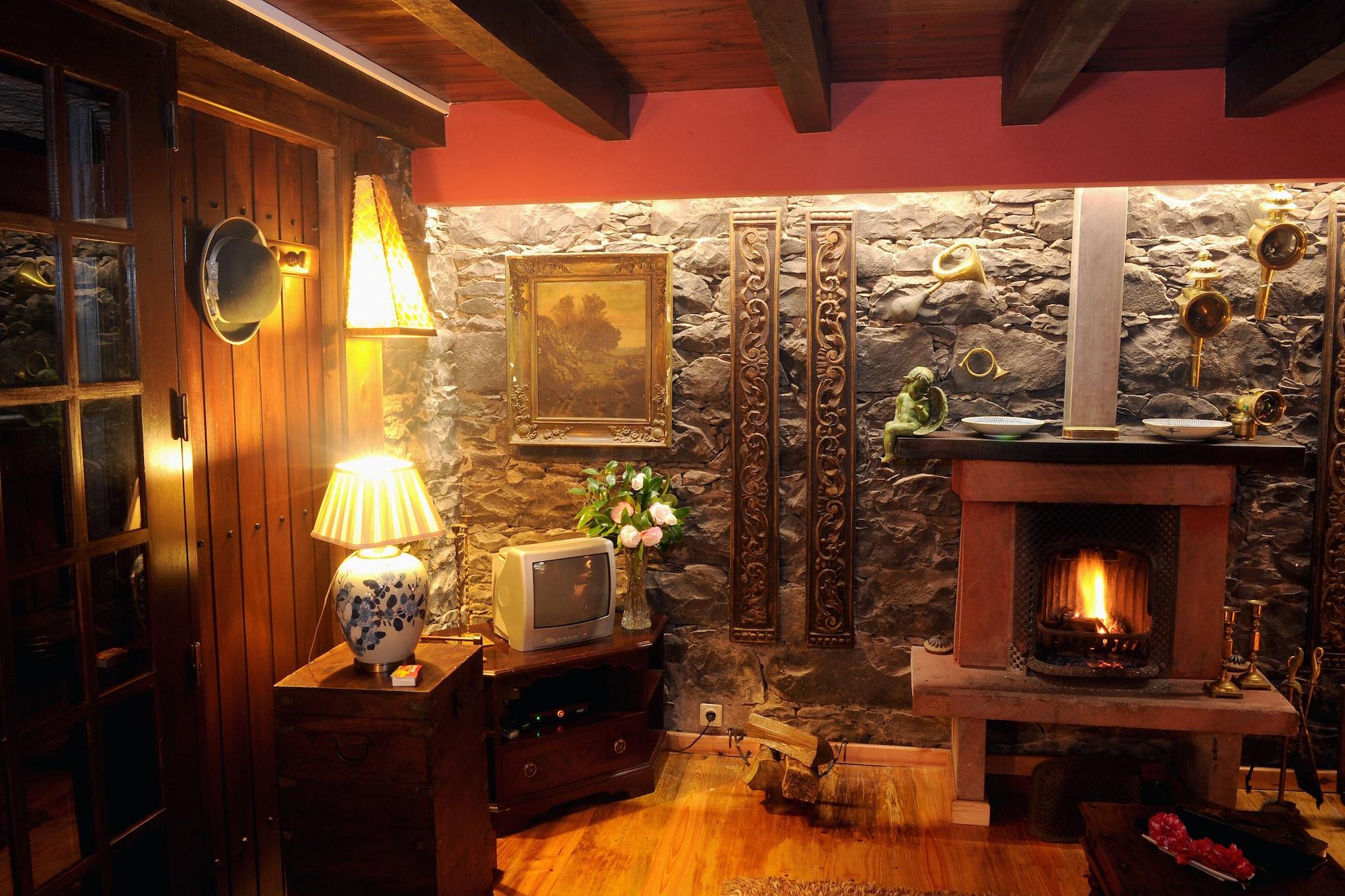 Hotel Quinta Da Cova Do Milho Santo Antonio da Serra Esterno foto
