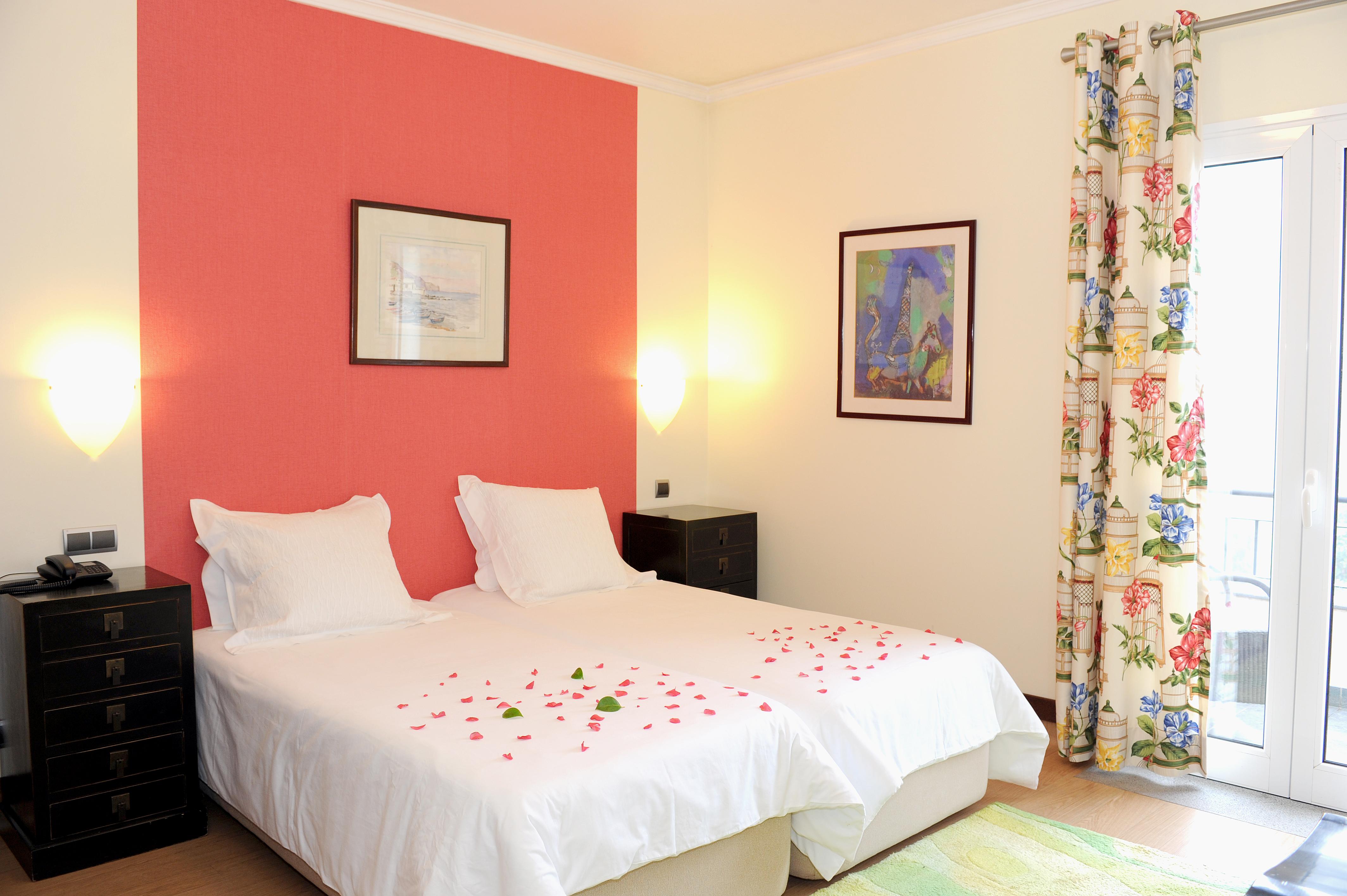 Hotel Quinta Da Cova Do Milho Santo Antonio da Serra Esterno foto